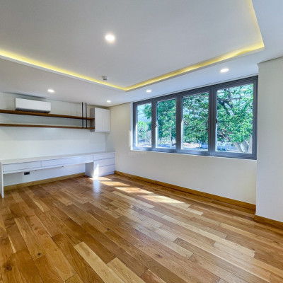 Vast Luxurious House and Lot For Sale at The Manila Southwoods Village