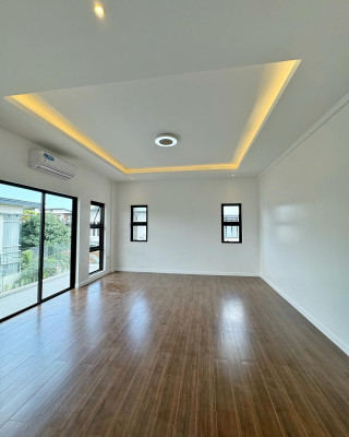 Brand New Modern House for Sale in Greenwoods Executive Village