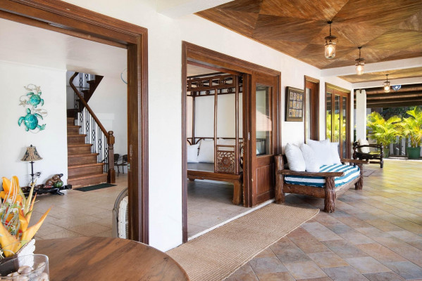 An Astounding White Beachfront Resthouse for Sale in Batangas