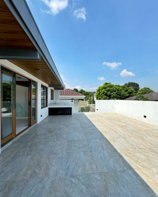 Brand New 3-Storey Modern Contemporary House for Sale