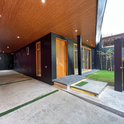 Modern Tropical House and Lot For Sale in Vista Valley Subdivision