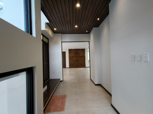 Luxurious Brand New Modern House in Alabang For Sale