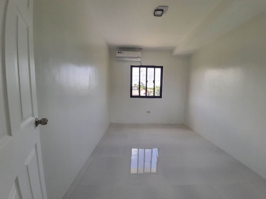 FOR SALE NEW MODERN HOUSE IN PAMPANGA NEAR NLEX AND CLARK