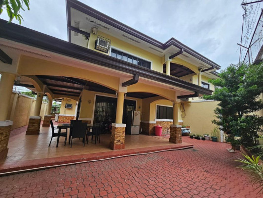 An Enchanting Colossal House for Sale in Las Piñas City