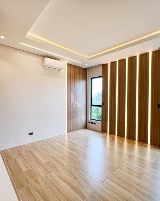 Remarkable Modern Contemporary House and Lot