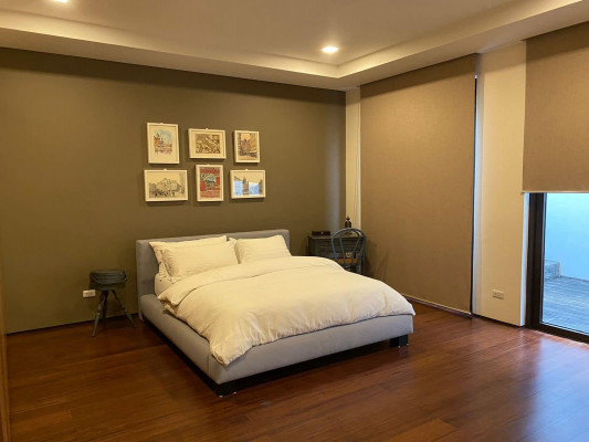 An Upscale Modern Home in Ayala Southvale Primera