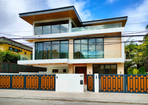 Grand Modern 3 Level Mansion in Ayala Alabang
