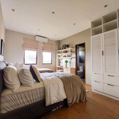 Fully-furnished Modern Home for sale in Alabang West, Daang Hari, Las Piñas City