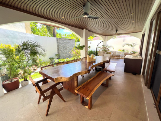 Astounding Brilliant House and Lot for Sale