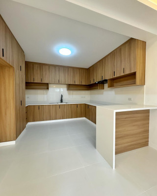 Brand New Modern House for Sale in Greenwoods Executive Village