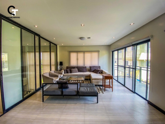 Two Storey Tagaytay Modern Vacation House and Lot
