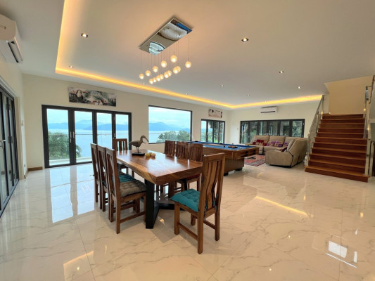 Inside a Beautiful Sea Front Vacation Home in Peninsula De Punta Fuego