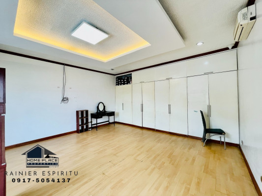 Pre-Owned Single Detached for Sale in Multinational Village Parañaque City