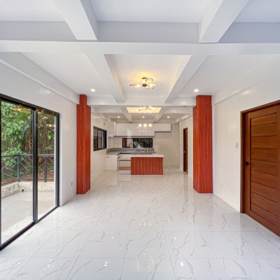 Sophisticated Modern Asian House and Lot For Sale in Kingsville Royale Subdivisi