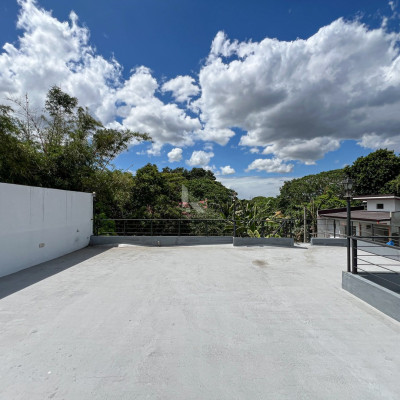 Vast Modern Contemporary Corner House and Lot For Sale