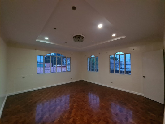 Massive Victorian Corner House For Sale in Pilar Village