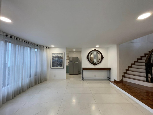 PRIME HOUSE AND LOT