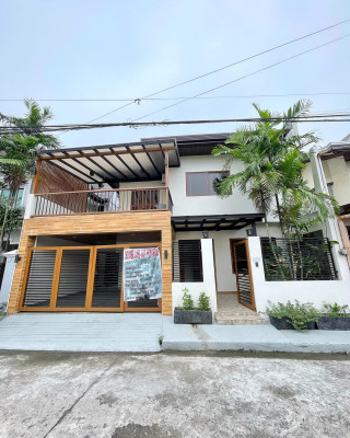 Modern House for Sale in Greenwoods Executive Village