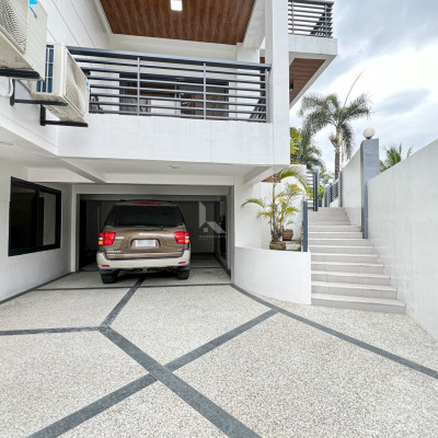 Pleasing Modern Asian House and Lot For Sale in Filinvest 2, Quezon City