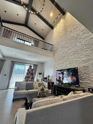 Sensational 5-Bedroom House and Lot for Sale