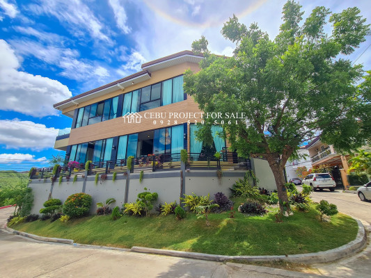 BEAUTIFULLY SITUATED in a high-end subdivision with a panoramic view of the city