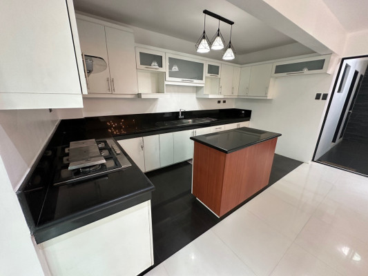 Timeless  5-Bedroom House and Lot for Sale in Project 6
