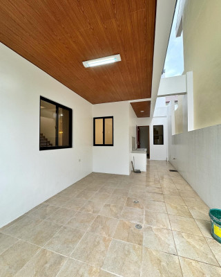 Brand New Modern House for Sale in Greenwoods Executive Village