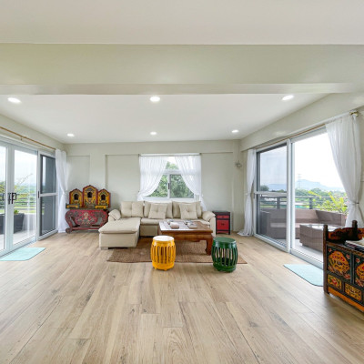 Stunning Modern Home with 360 Overlooking Taal View For Sale