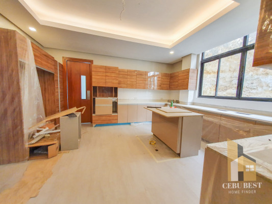 Very Spacious Luxury House in Maria Luisa Banilad Cebu City