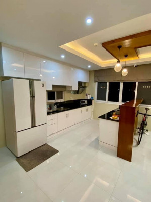 Luxurious House and Lot with view For Sale in Vistamar Cebu City