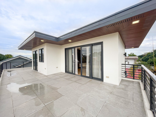 Breathtaking Brand New Modern Contemporary House For Sale in BF Homes