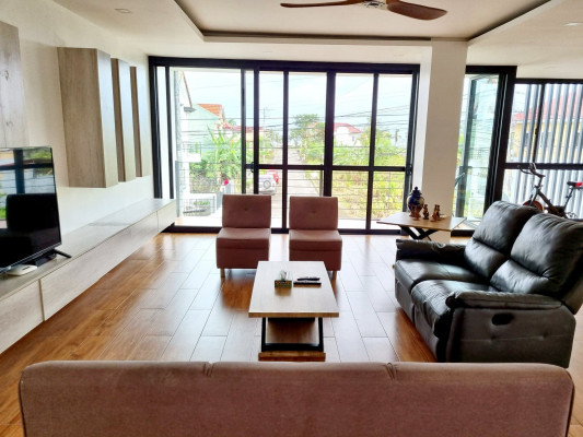 5 Bedroom House and Lot for Sale in Corona Del Mar, Talisay City, Cebu