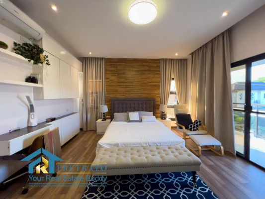 Well-Furnished 4-Bedroom House in United Paranaque