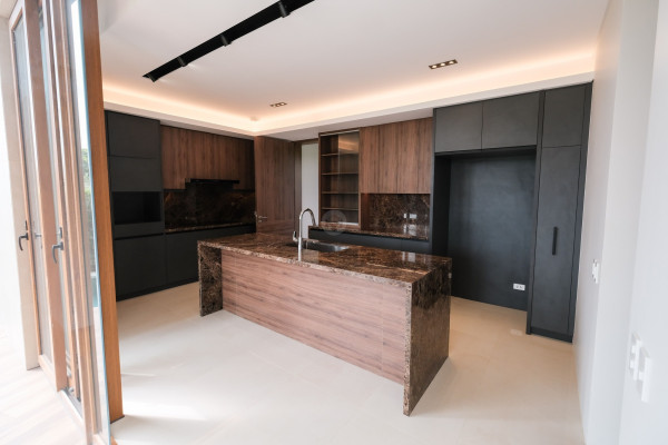 Own this Brand-New Contemporary 3-Storey House in Alabang West