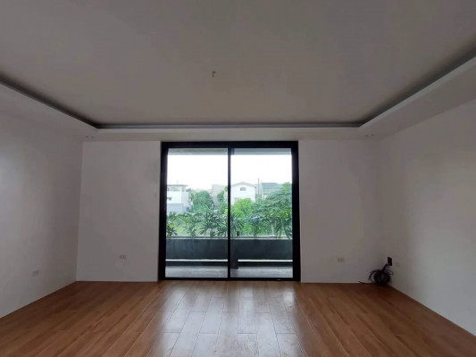 Modern Tropical House and Lot for Sale in Greenwoods Executive Village