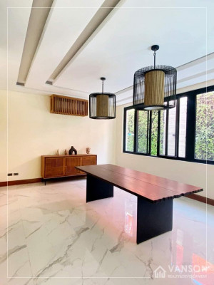 FOR SALE HOUSE AND LOT IN AYALA ALABANG VILLAGE