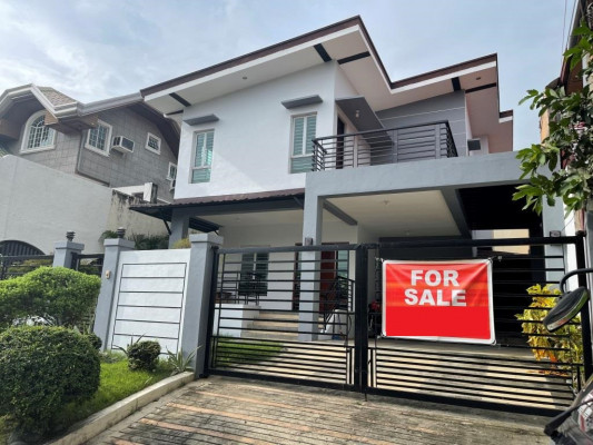 SEMI FURNISHED TWO STOREY HOUSE IN BETTER LIVING PARANAQUE