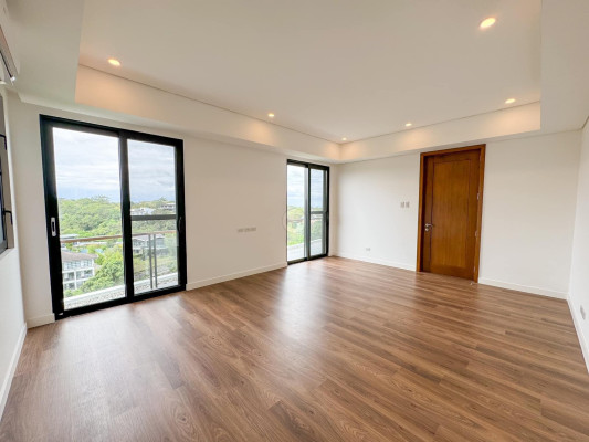 An Enchanting 4 Bedroom House and Lot for Sale
