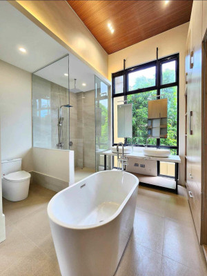 Own this Contemporary Brand-New Hous
