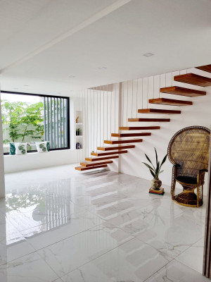 5 Bedroom House and Lot for Sale in Corona Del Mar, Talisay City, Cebu