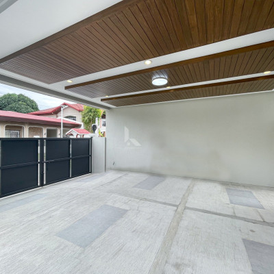 Gorgeous Modern Asian Home For Sale in BF Homes, Parañaque City
