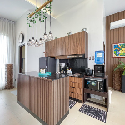 Elegant Modern Tropical Corner House and Lot For Sale
