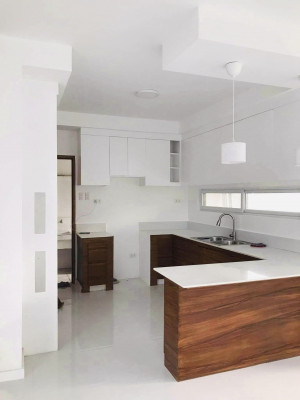 BRAND NEW HOUSE WITH LAP POOL IN KOREAN TOWN ANGELES CITY NEAR CLARK