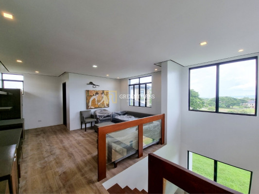Modern High Ceiling Corner Mansion House & Spacious Open Space Garden