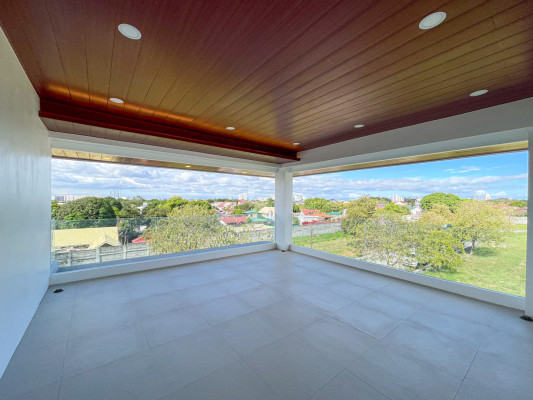 Sophisticated Modern Contemporary House and Lot For Sale
