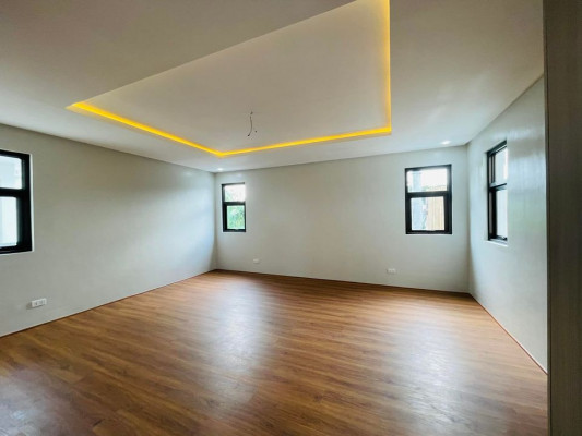 For Sale Brandnew house with Swimming in Greenwoods Pasig