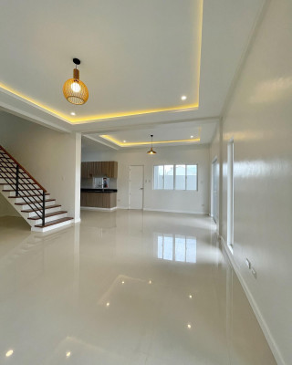 Brand New Modern House for Sale in Greenwoods Executive Village