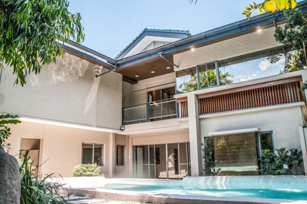 Modern Corner House and Lot with Swimming Pool for Sale in Magallanes Village,