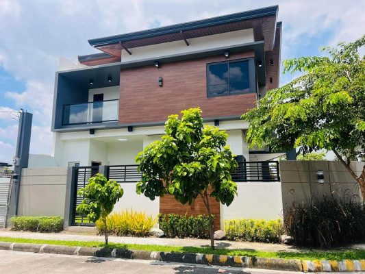 Modern Two Storey House and Lot in Pampanga