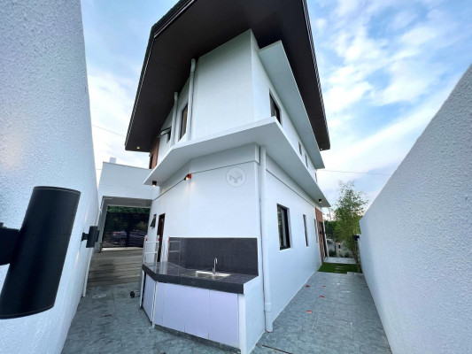 A Beautiful House and Lot for Sale